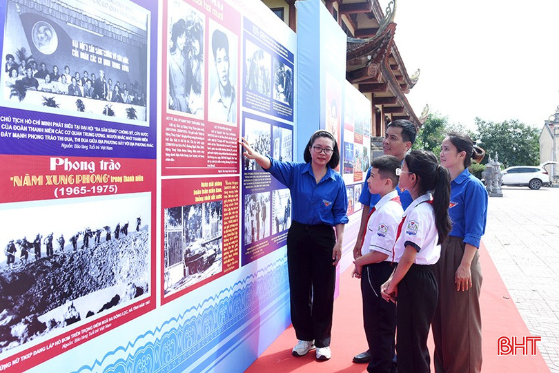 Triển lãm "Chân dung đồng chí Lý Tự Trọng qua những tư liệu lịch sử" được được tổ chức tại Khu tưởng niệm Lý Tự Trọng ở xã Việt Tiến (Thạch Hà). dsc-6019-copy-2698.jpg