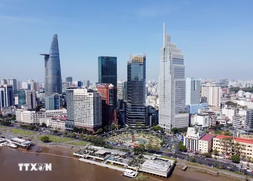 Sau 51 năm miền Nam hoàn toàn giải phóng, đất nước thống nhất, Thành phố Hồ Chí Minh đã có sự đổi thay to lớn. (Ảnh: Thanh Vũ/TTXVN).