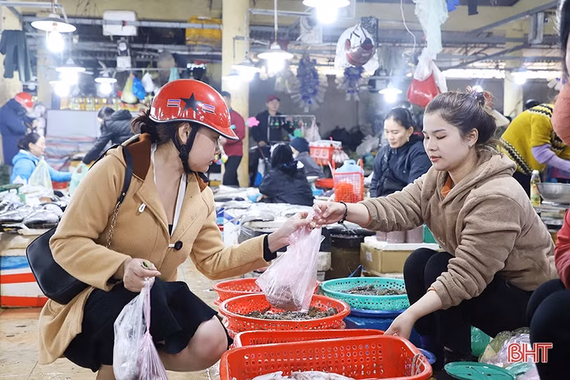 Cận tết, giá thực phẩm tươi sống tại Hà Tĩnh tăng 10 - 20%