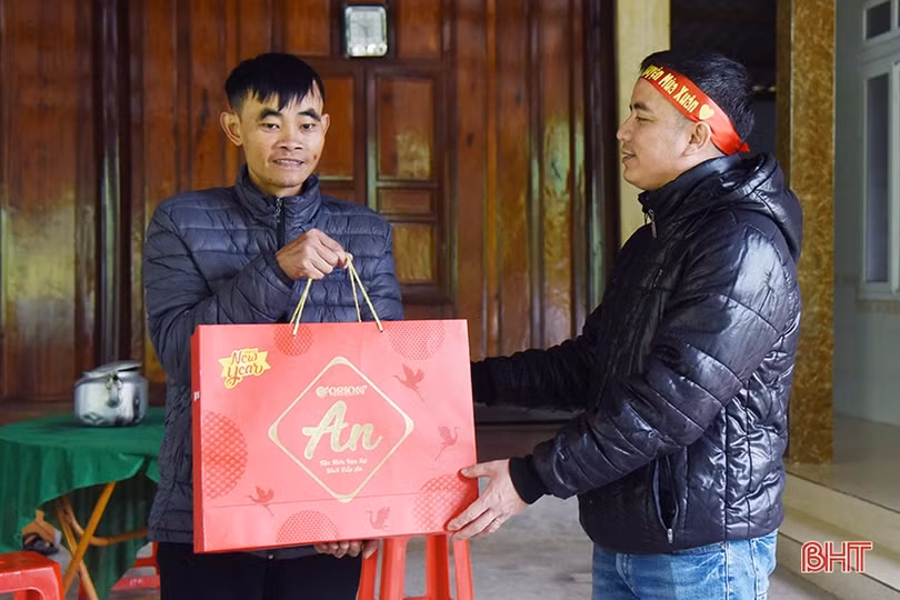 Sinh viên Đại học Hà Tĩnh mang “Xuân về với bản Phú Lâm”