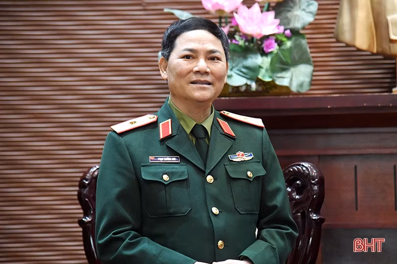 Phó Tổng Tham mưu trưởng QĐND Việt Nam kiểm tra công tác sẵn sàng chiến đấu, chúc tết LLVT Hà Tĩnh