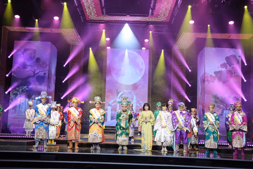 Táo Quân 2023: Thừa câu chuyện, thiếu điểm nhấn