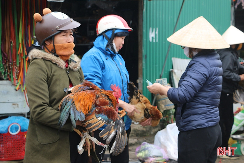 Hương vị riêng ở chợ truyền thống Hà Tĩnh ngày cuối năm