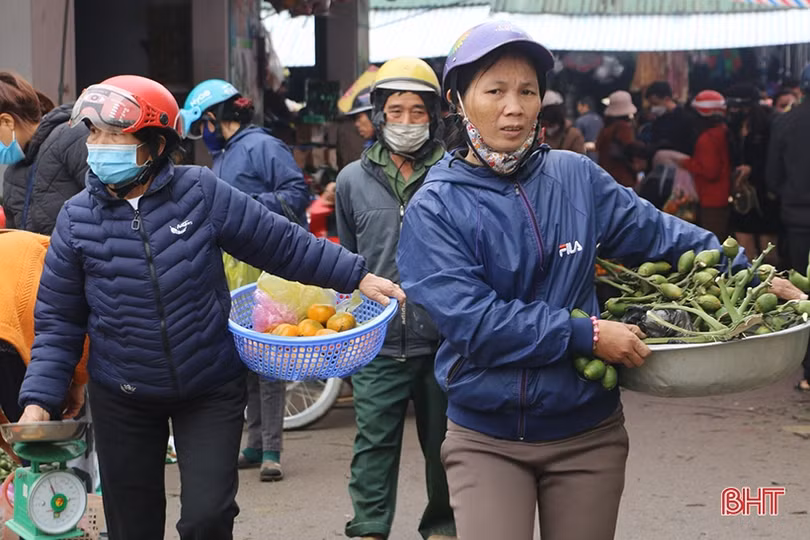 Hương vị riêng ở chợ truyền thống Hà Tĩnh ngày cuối năm