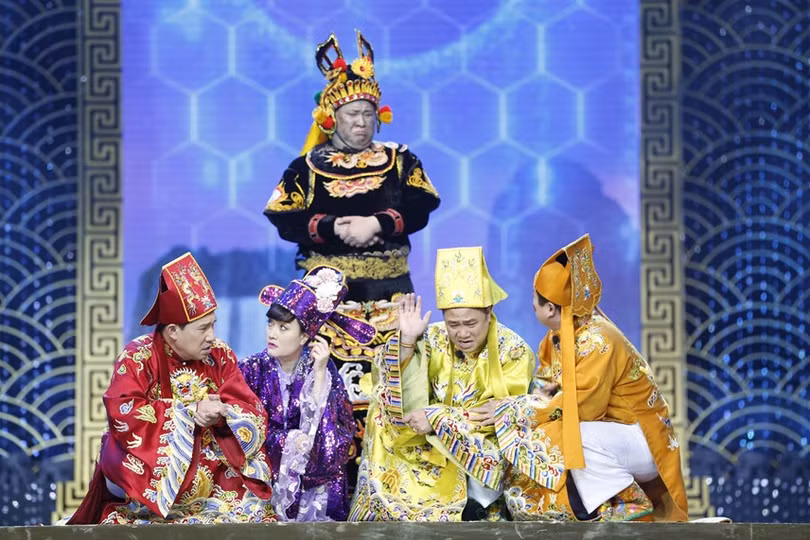 Táo Quân 2023: Thừa câu chuyện, thiếu điểm nhấn