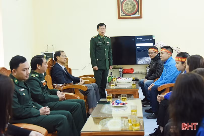 Sinh viên Đại học Hà Tĩnh mang “Xuân về với bản Phú Lâm”