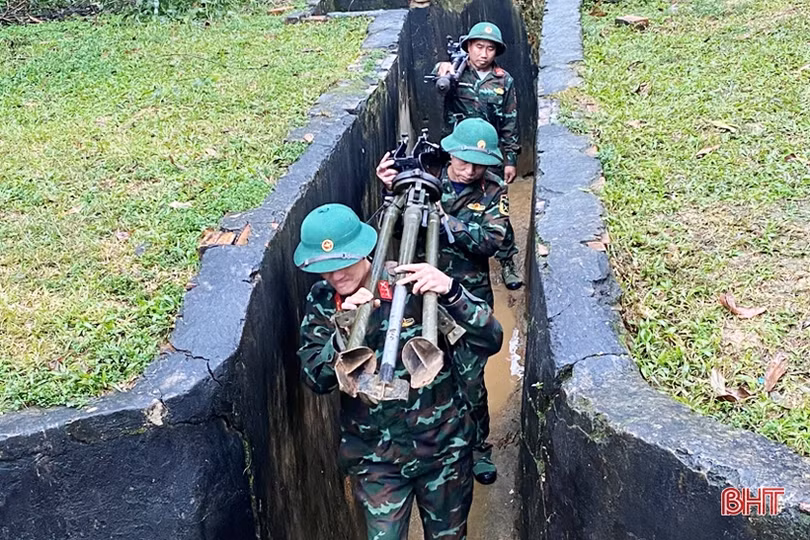 Chiến sỹ phòng không luôn sẵn sàng bảo vệ bầu trời quê hương Hà Tĩnh