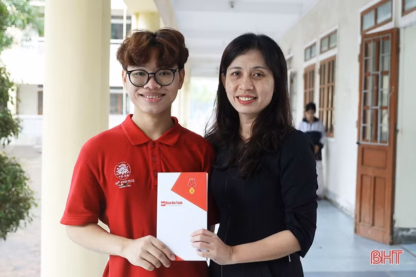 “Chàng trai vàng Hóa học” Phan Xuân Hành: Nỗ lực hết mình, bạn sẽ thành công!