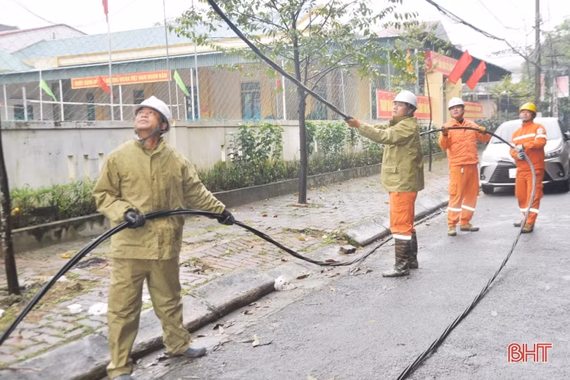 Xử lý nhanh “khiếm khuyết”, lên kịch bản khắc phục sự cố về điện phục vụ Nhân dân vui tết