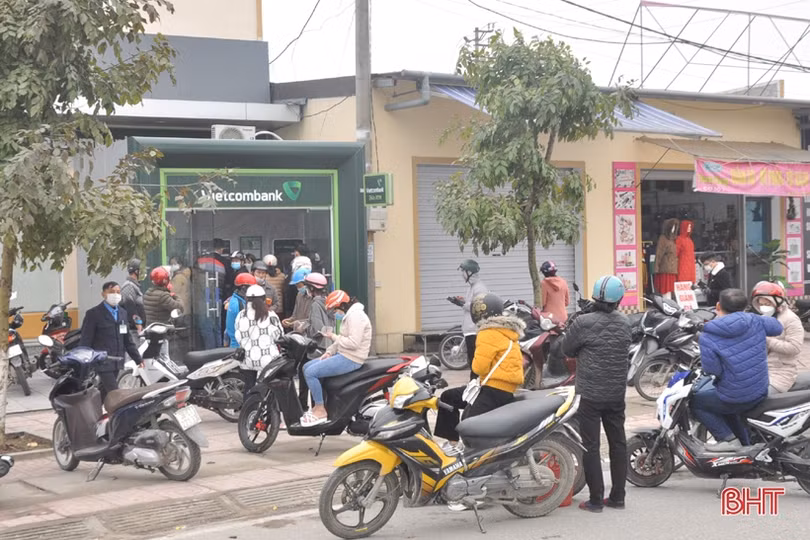 Đảm bảo nhu cầu tiền mặt cho người dân Hà Tĩnh dịp tết Nguyên đán