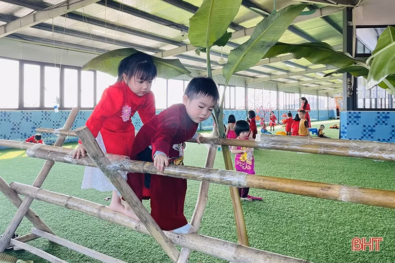 Học sinh mầm non Trí Đức trải nghiệm không gian tết xưa