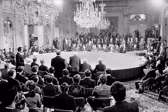 Vận dụng sáng tạo bài học Hiệp định Paris trong hoàn cảnh mới