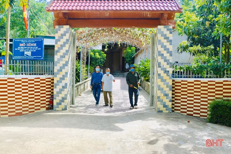 Sắc thắm Vũ Quang