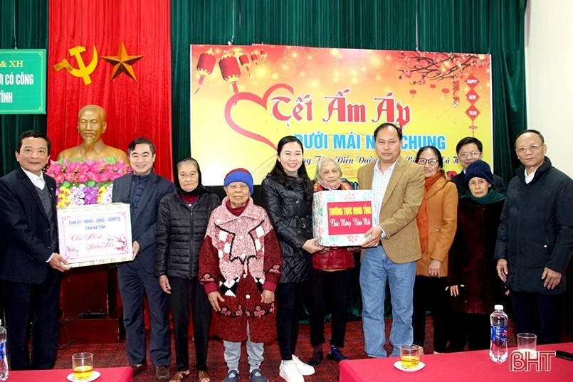 Tiếp tục chăm sóc, nuôi dưỡng, đảm bảo tết no ấm cho các đối tượng bảo trợ xã hội 