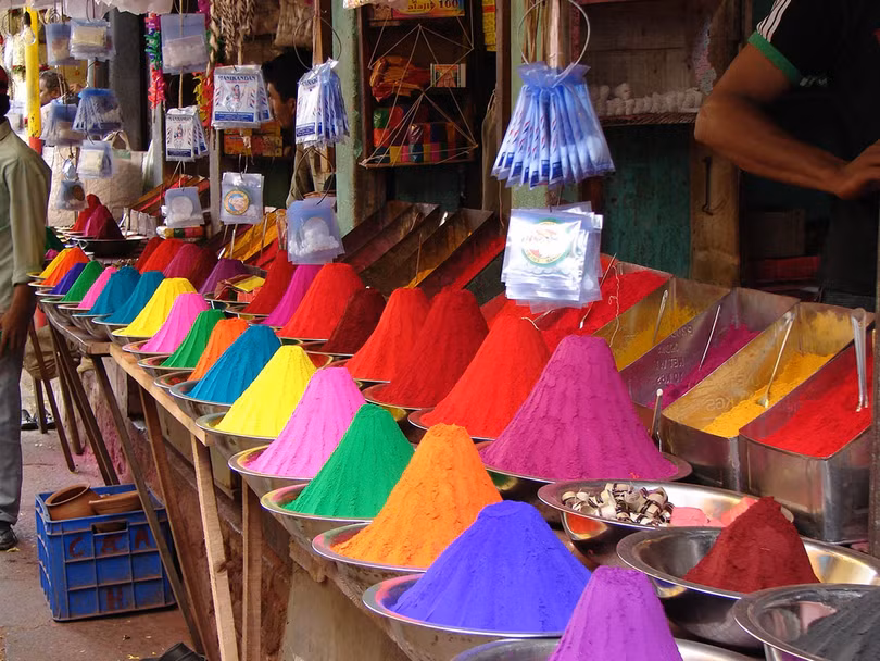 Những điểm đến đặc trưng theo màu sắc năm 2023