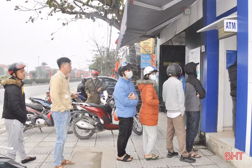 Đảm bảo nhu cầu tiền mặt cho người dân Hà Tĩnh dịp tết Nguyên đán