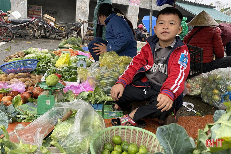 Hương vị riêng ở chợ truyền thống Hà Tĩnh ngày cuối năm