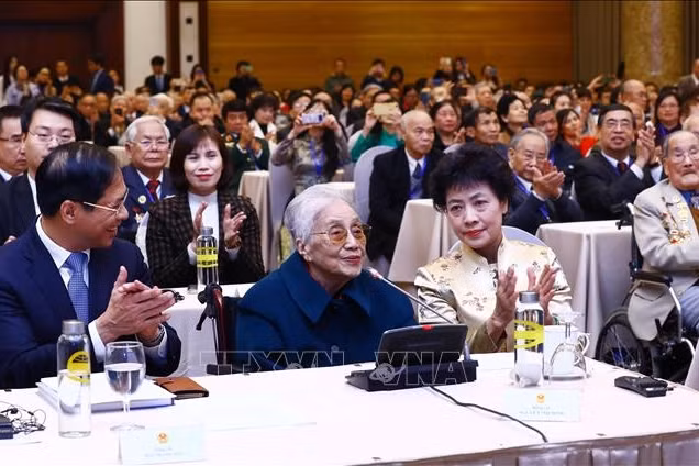 Kỷ niệm trọng thể 50 năm Ngày ký Hiệp định Paris