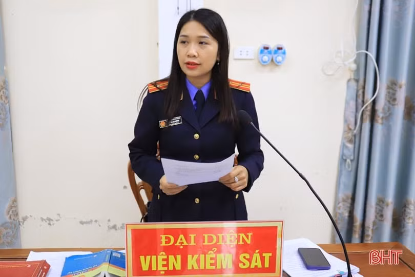 Tàng trữ trái phép chất ma tuý, lĩnh 16 tháng tù giam