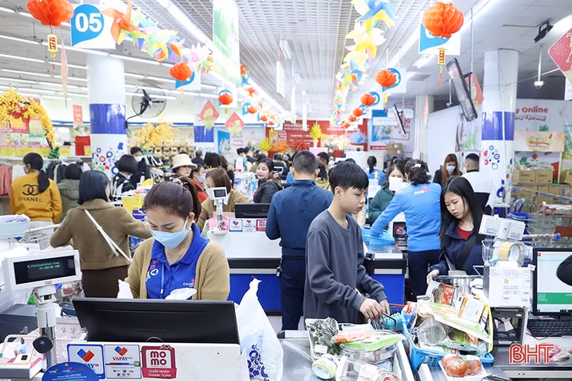 Cận tết, sức mua hàng hóa tại Hà Tĩnh tăng cao