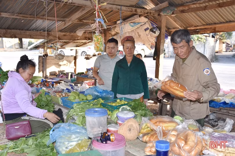 Ngày tết của một gia đình người Lào mang dòng máu Việt