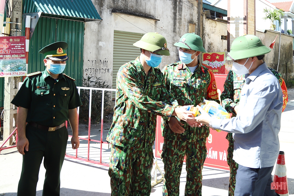Tuyên truyền để người dân chủ động phòng chống dịch, phát huy vai trò tổ Covid cộng đồng