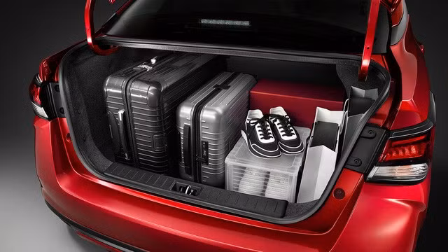 Nissan Sunny 2020 chính thức ra mắt, tham vọng truất ngôi Vios, City