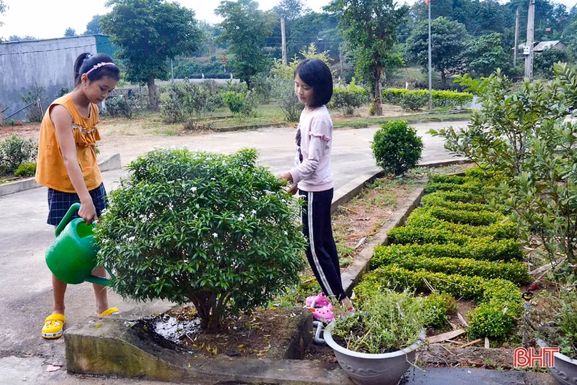 Nơi người dân là “nghệ nhân” xây khu dân cư nông thôn mới ở vùng thượng Kỳ Anh