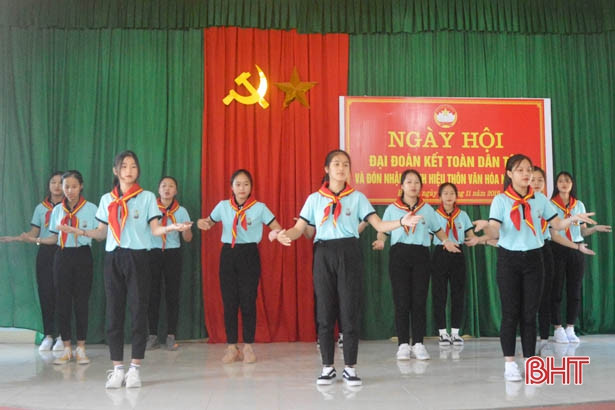 Bắc Hà nhận danh hiệu thôn văn hóa năm 2019