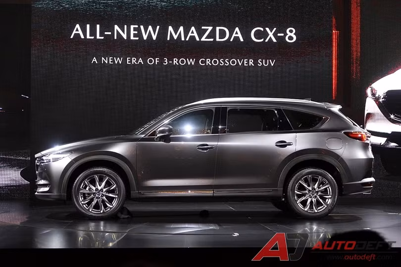 Mazda CX-8 2020 bản 6 chỗ giá 68.300 USD