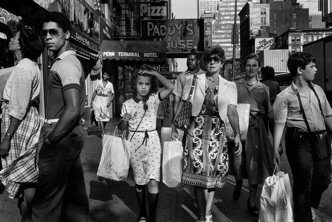 Phơi bày một New York trần trụi trong thế kỉ 20