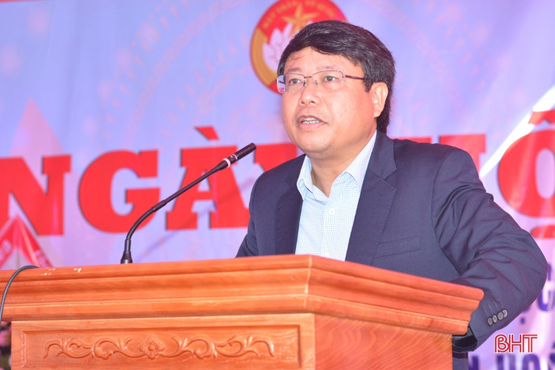 Lãnh đạo Hà Tĩnh vui đại đoàn kết với người dân Kỳ Lợi