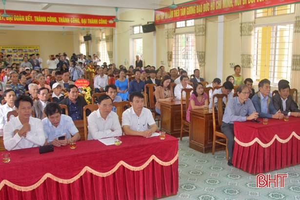 Đức Bồng đón nhận bằng di tích lịch sử - văn hóa cấp tỉnh đền thờ Đức Thánh Hai