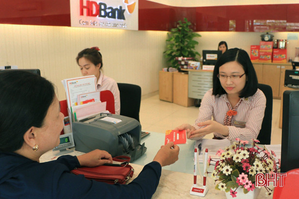 HDBank Hà Tĩnh khai trương trụ sở mới