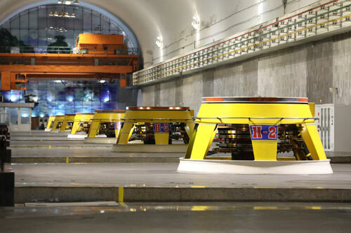 “Chinh phục” sông Đà xây Thủy điện Hòa Bình