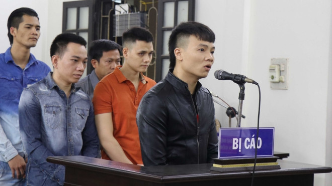 Việc thần tượng Khá “bảnh” thể hiện nhận thức lệch lạc, cần chấn chỉnh kịp thời!