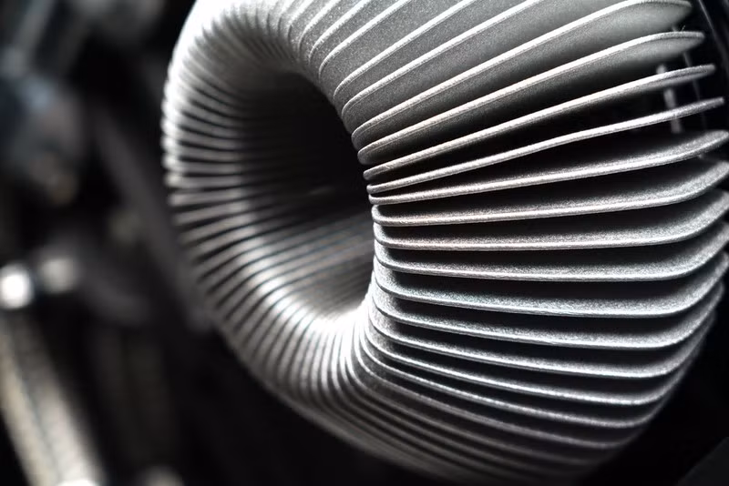 Khám phá “siêu” xe máy Aston Martin được lắp ráp thủ công