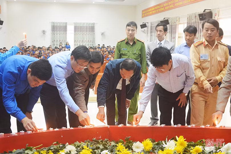 Xúc động lễ tưởng niệm nạn nhân tử vong do tai nạn giao thông