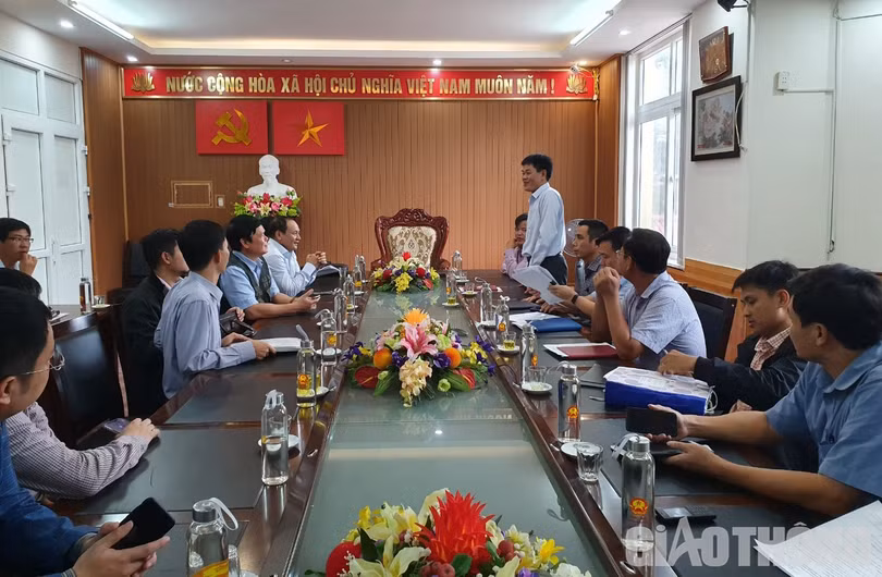 Giải phóng mặt bằng cao tốc Bắc - Nam: “Làm nhanh, nhưng phải đúng luật”!