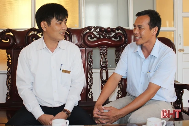 Thầy giáo trẻ Hà Tĩnh gần 10 năm nuôi học sinh ăn học tại nhà