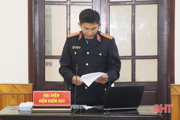 20 năm tù cho kẻ hạ sát bạn gái vì ghen tuông