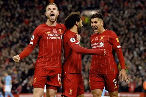 Tổng hợp vòng 12 Ngoại hạng Anh: Liverpool “cô đơn trên đỉnh”