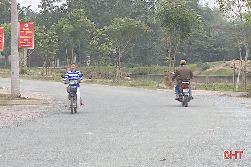 Muôn kiểu người vi phạm “chống chế” với cảnh sát giao thông