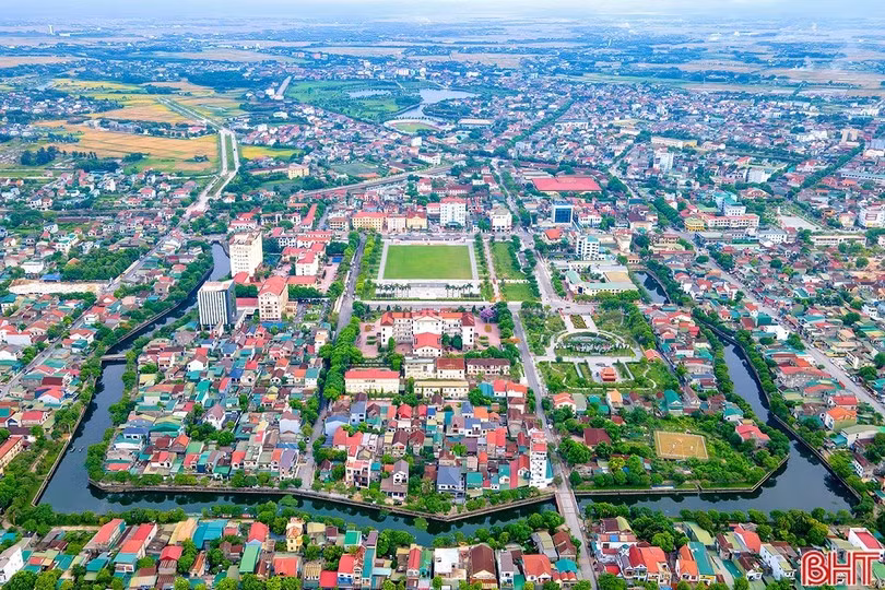 Sau khi sắp xếp, xã/phường nào ở Hà Tĩnh có quy mô dân số lớn nhất?