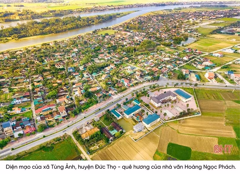 Tuyến đường mang tên ông tại thị trấn Đức Thọ, huyện Đức Thọ được gắn biển vào năm nào?