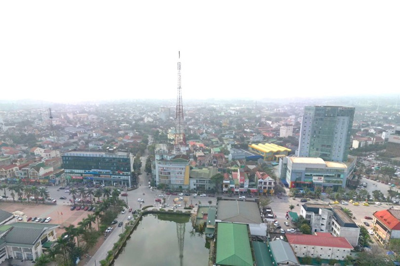 Hoạt động truyền thanh chính thức có mặt trên địa bàn Hà Tĩnh vào năm nào? 