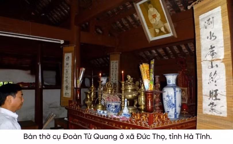 Sau khi đỗ cử nhân, triều đình bổ nhiệm ông giữ chức gì?