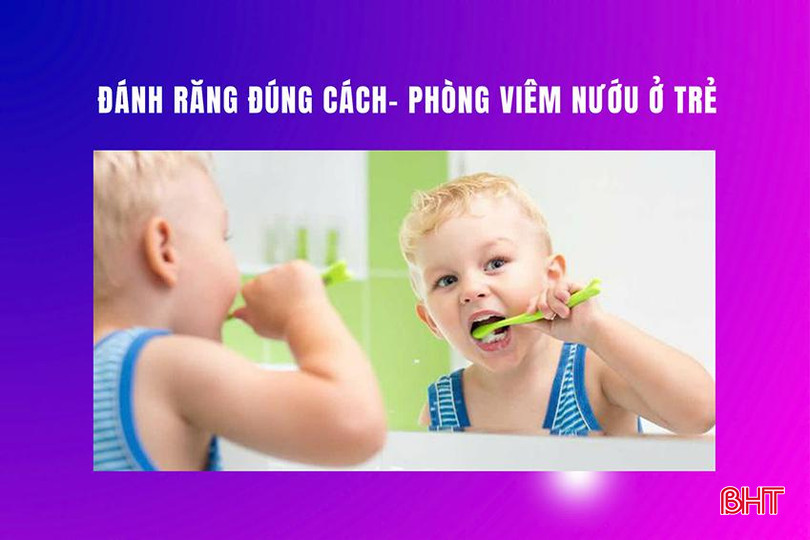 Ba mẹ cần hướng dẫn con vệ sinh răng miệng đúng cách để phòng viêm nướu. viem nướu 3.jpg