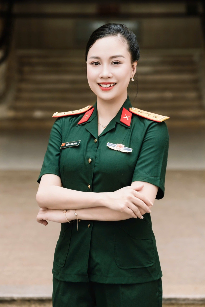 tran-bich-ngoc-2093.jpg
