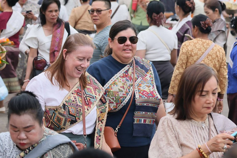 Năm nay, sự kiện thu hút đông đảo người dân trong nước cùng du khách từ nhiều quốc gia đến tham dự và chiêm bái.